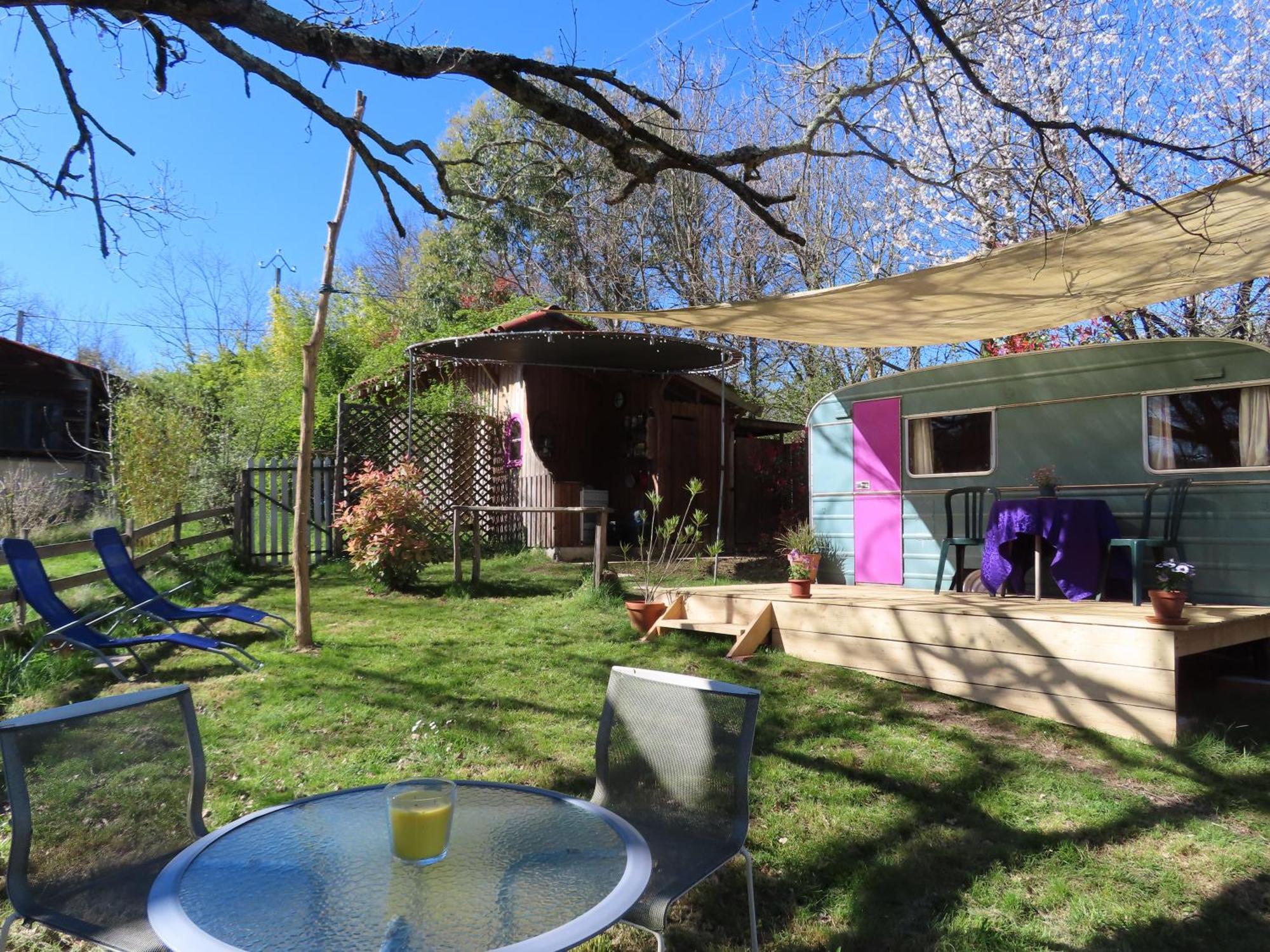 Cosy Cabane Montbrun-Bocage Экстерьер фото