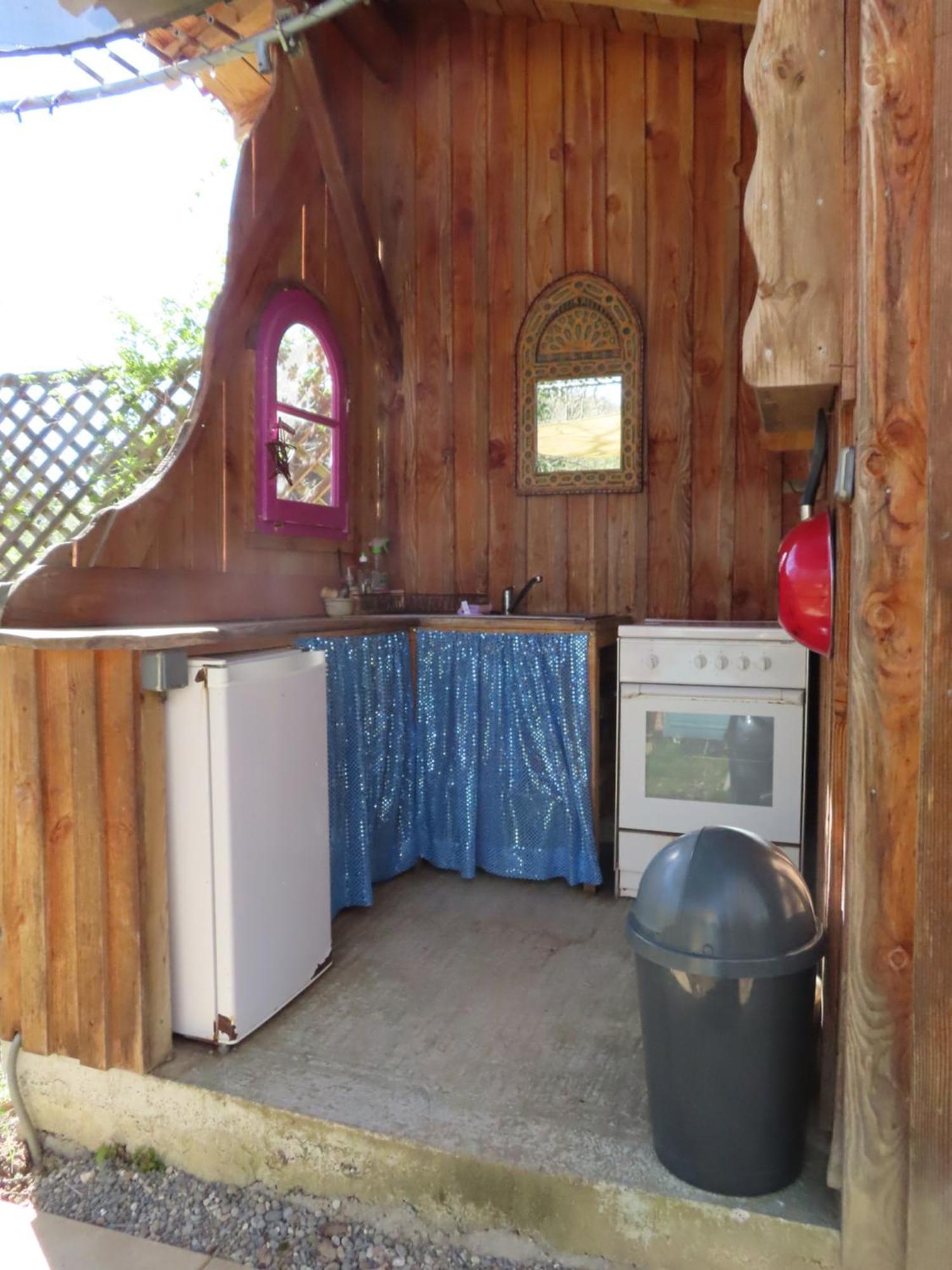 Cosy Cabane Montbrun-Bocage Экстерьер фото