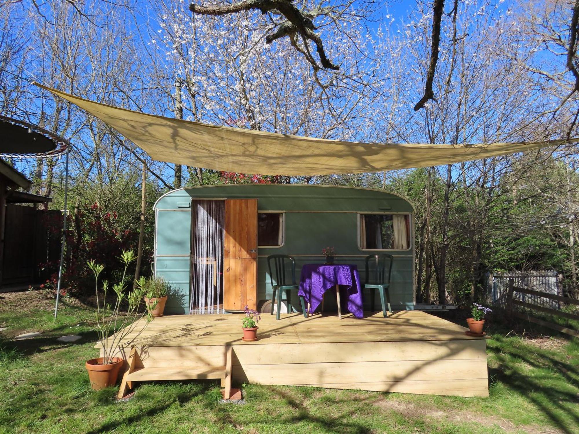 Cosy Cabane Montbrun-Bocage Экстерьер фото